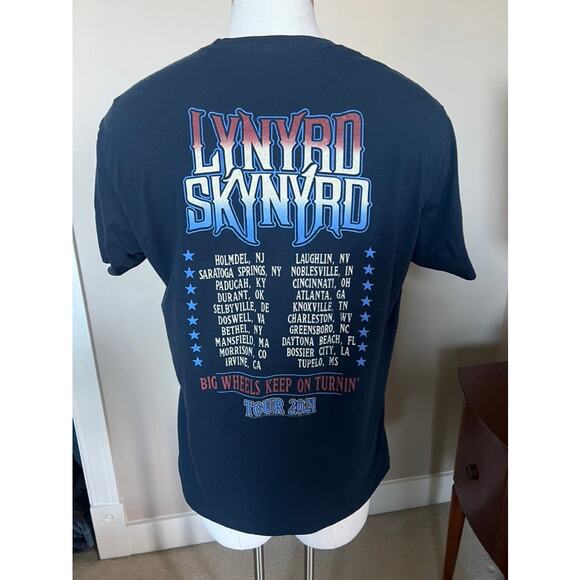 Lynyrd Skynyrd Nation Live Free or Die concert t-shirt size XL - Picture 3 of 4